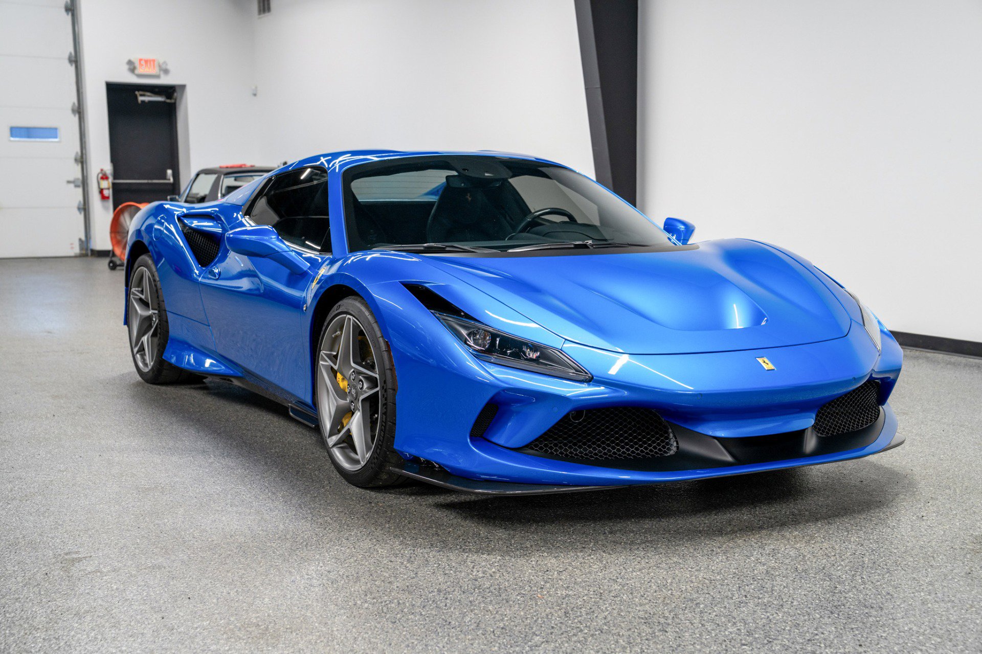 Used 2021 Ferrari F8 Tributo image 37
