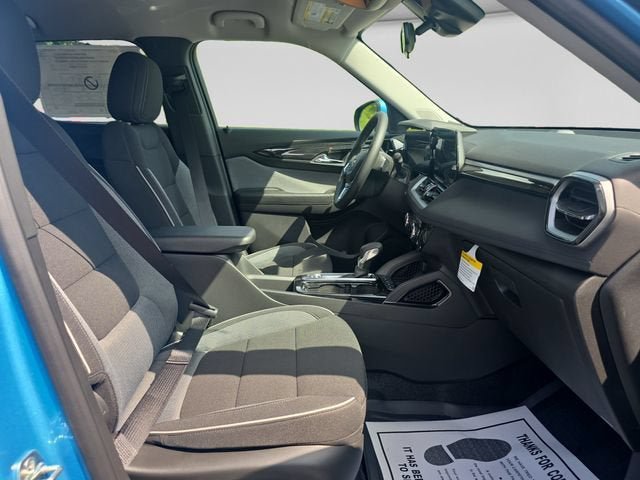 New 2026 Chevrolet TrailBlazer LT w/ LT Cold Weather Package AWD/4WD image 13