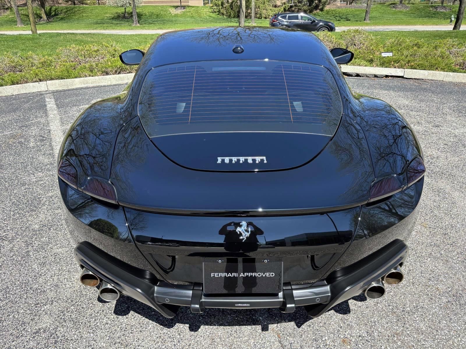 Used 2022 Ferrari Roma image 5