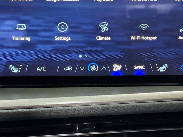 New 2026 Chevrolet Traverse LT w/ LPO, Floor Liner Package image 22