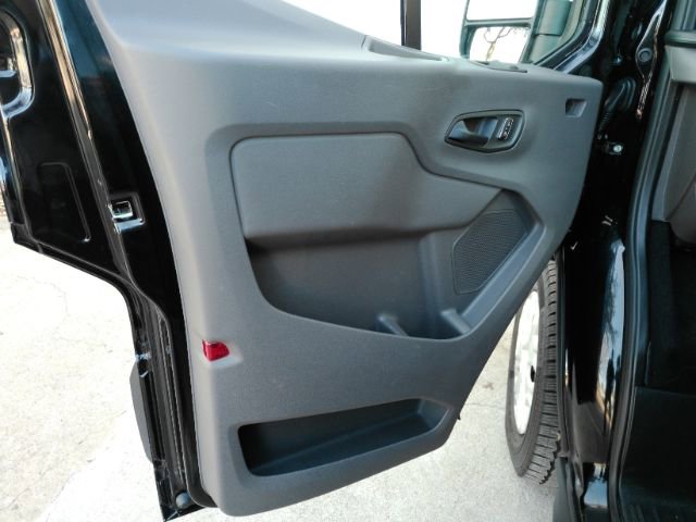 Used 2025 Ford Transit 350 XLT image 16