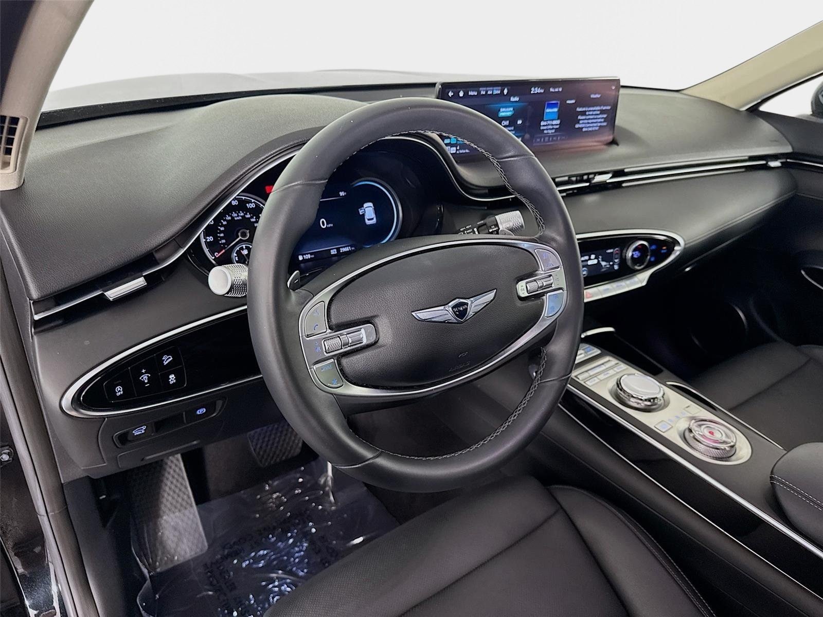 Certified 2022 Genesis GV70 2.5T AWD/4WD image 9
