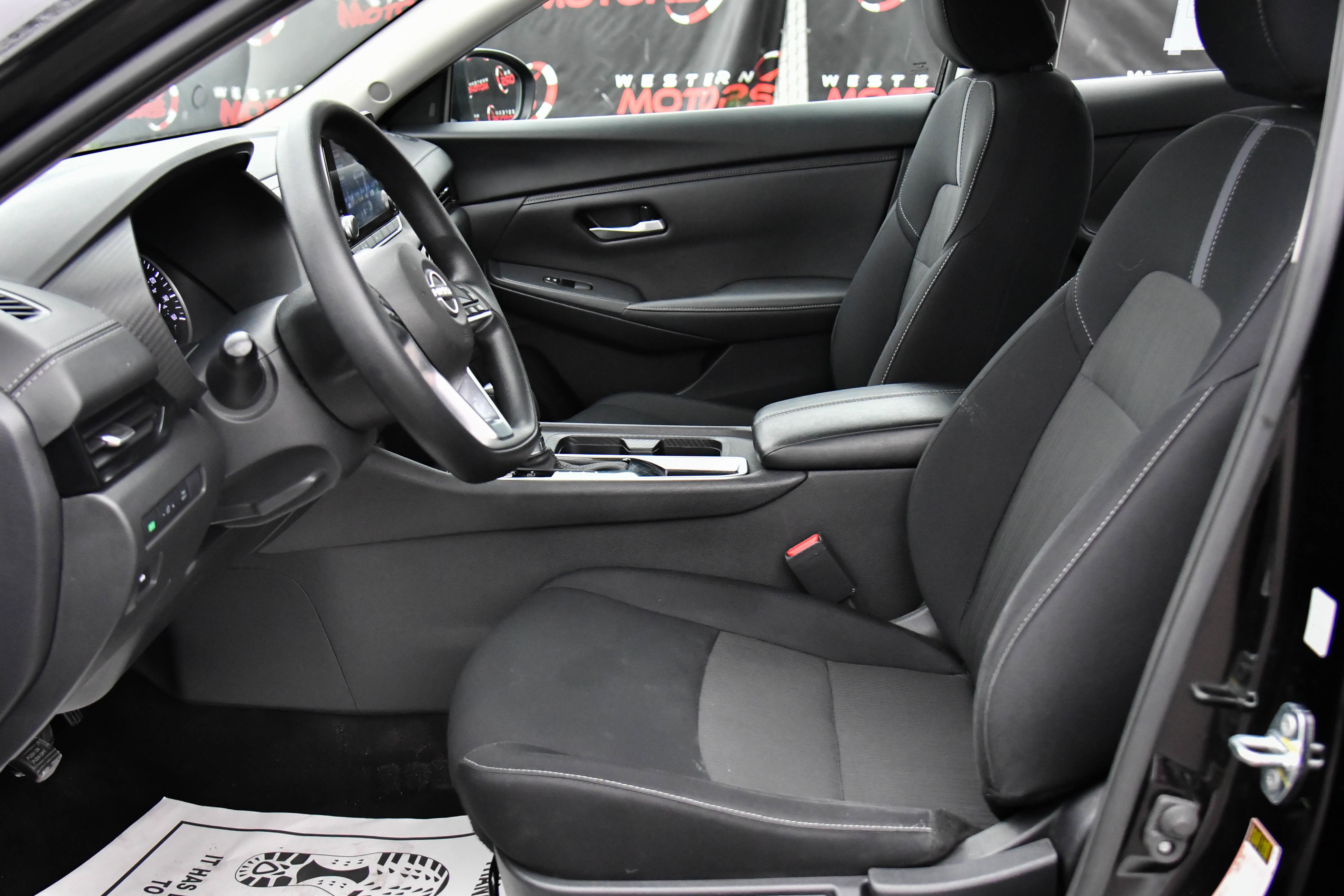 Used 2024 Nissan Sentra SV image 16