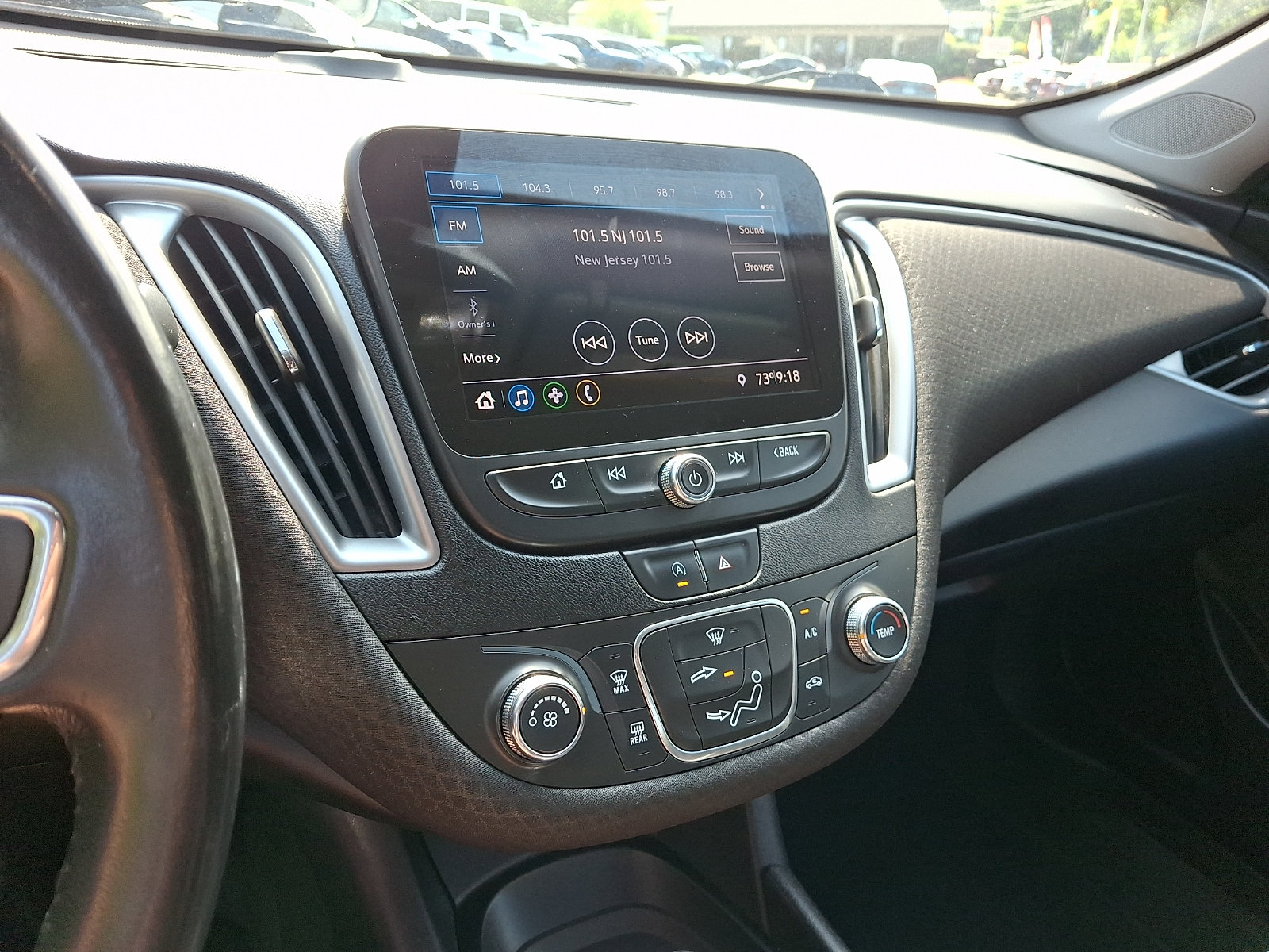 Used 2020 Chevrolet Malibu RS FWD image 23