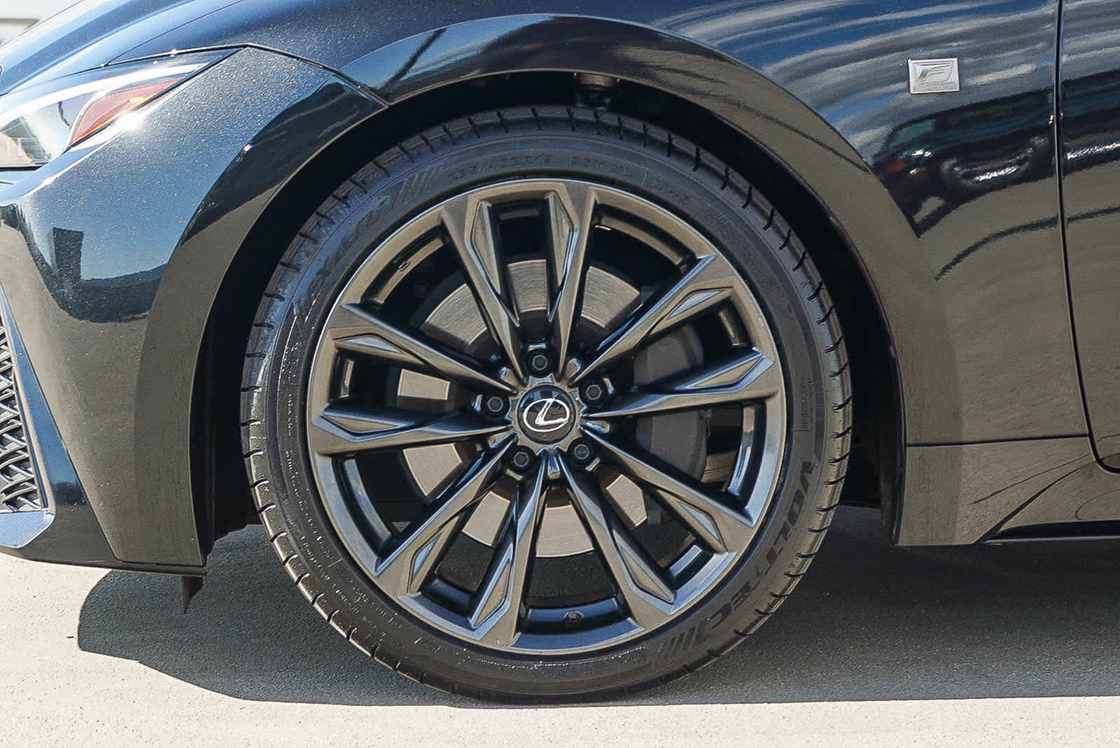 Used 2024 Lexus IS 300 F Sport RWD image 9
