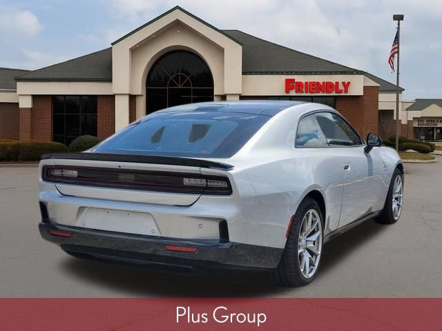 Used 2024 Dodge Charger Daytona Scat Pack w/ Plus Group AWD/4WD image 4