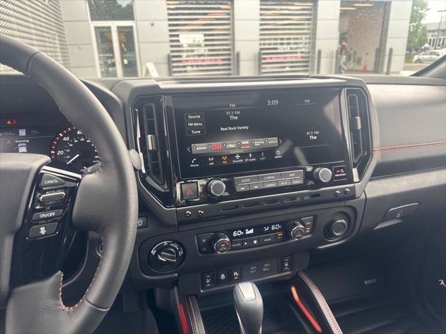 Used 2025 Nissan Frontier PRO-4X w/ Pro Premium Package AWD/4WD image 47