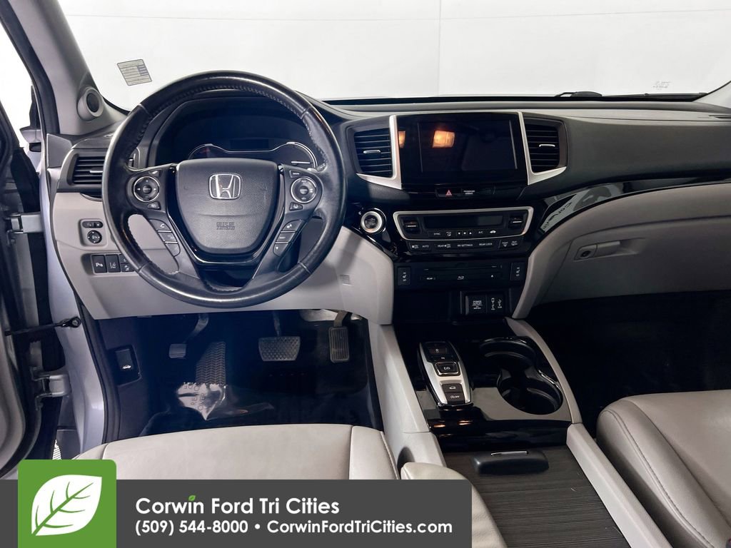 Used 2018 Honda Pilot Touring image 27