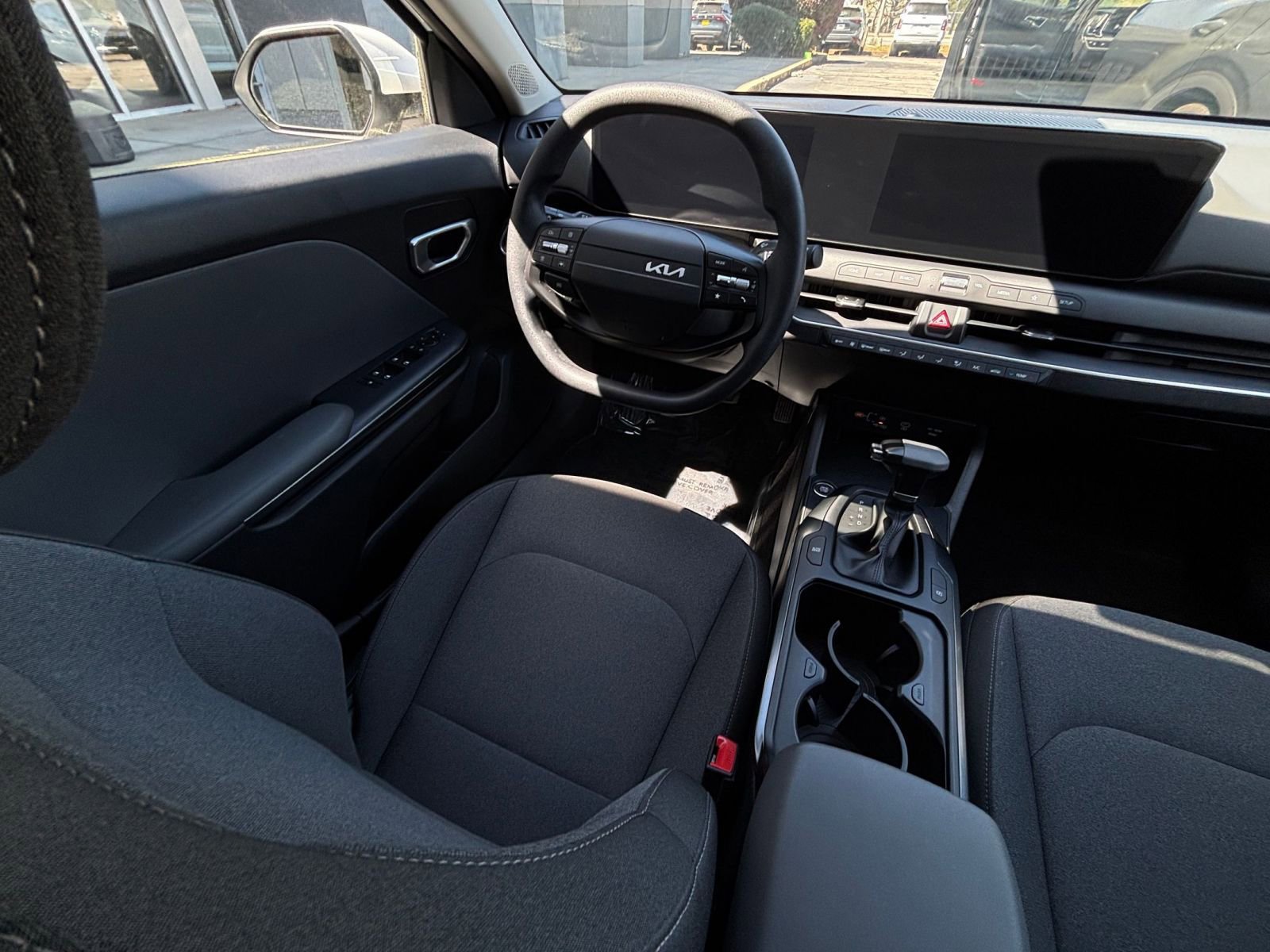Used 2025 Kia K4 FWD image 34