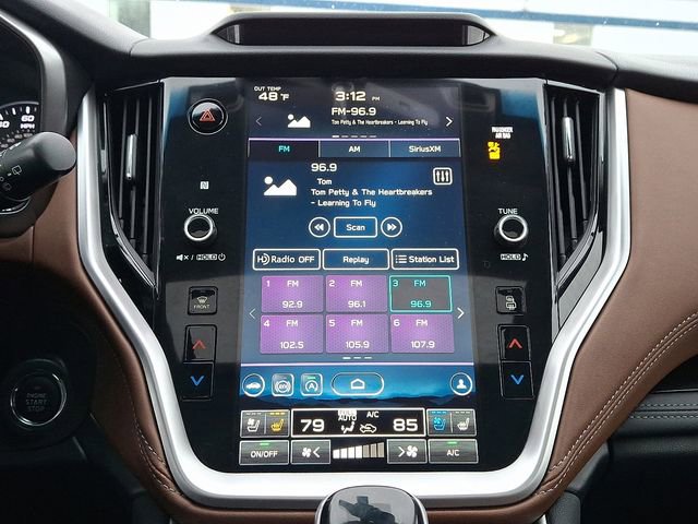 Used 2020 Subaru Outback Touring XT image 19