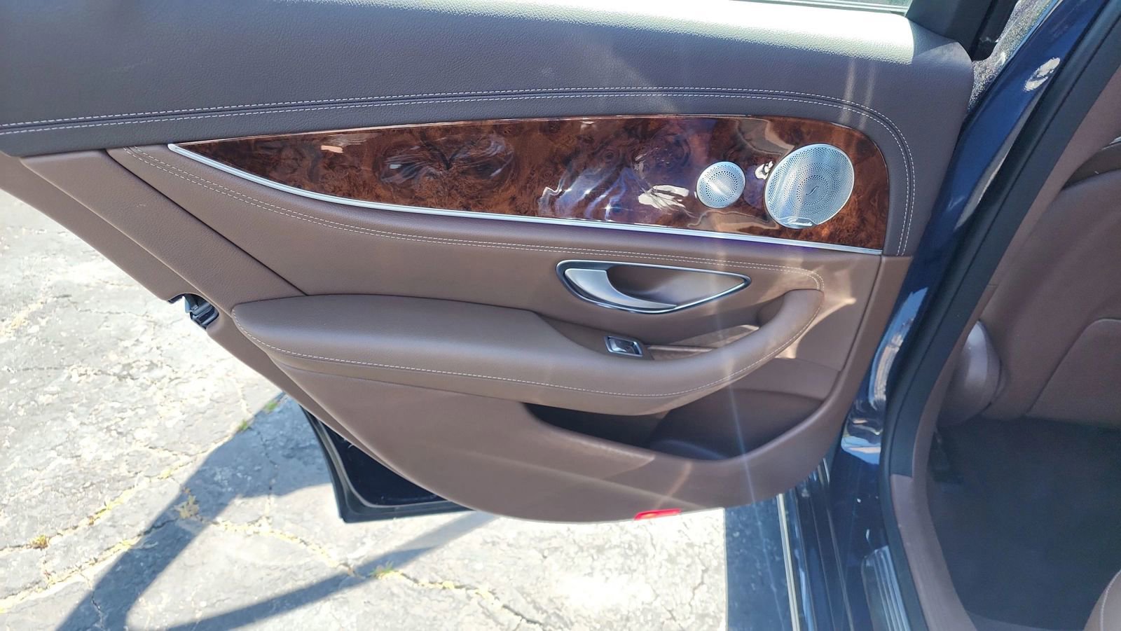 Used 2018 Mercedes-Benz E 300 E 300 4MATIC Sedan 4D image 23