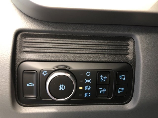 New 2026 Ford F350 XLT image 27