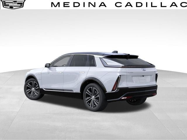 New 2027 Cadillac Lyriq Luxury w/ LPO, Floor Liner Package AWD/4WD image 3