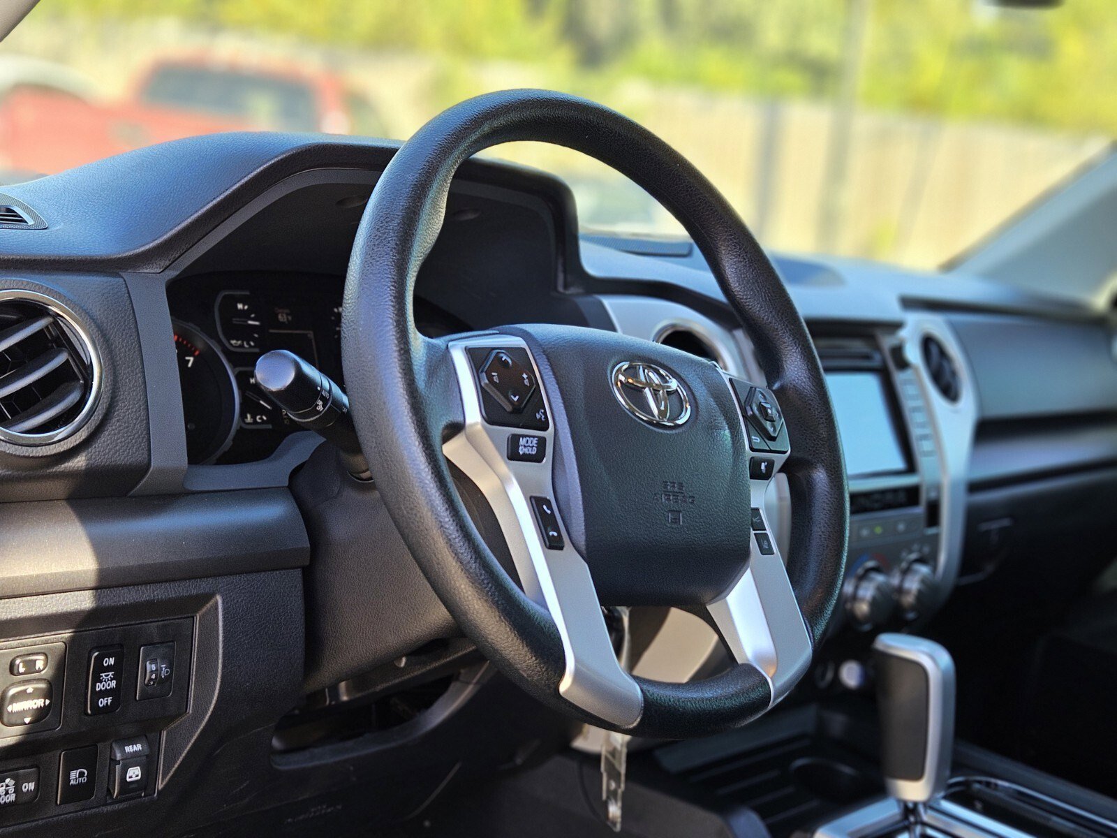 Used 2018 Toyota Tundra SR5 image 20