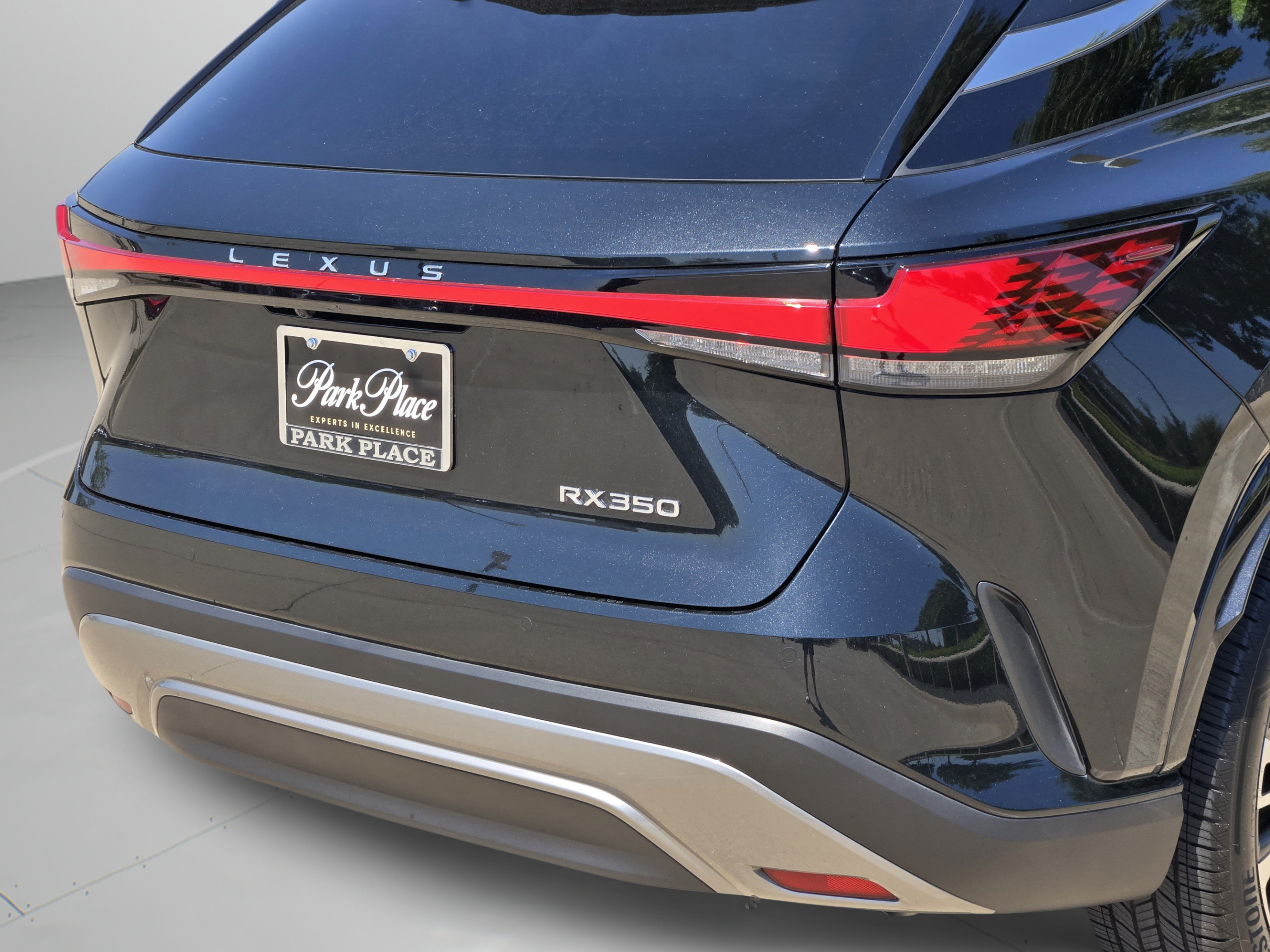 Certified 2025 Lexus RX 350 Premium Plus w/ Accessory Package (Z1) FWD image 39