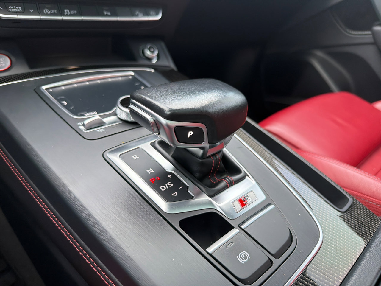 Used 2018 Audi SQ5 Premium Plus w/ S Sport Package image 23