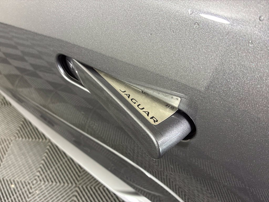 Used 2017 Jaguar F-TYPE R AWD/4WD image 11