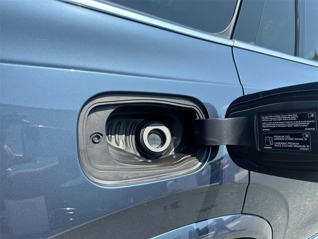 New 2025 Volvo XC90 B6 Plus w/ Protection Package Premier image 23