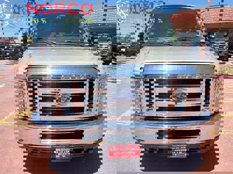 Used 2013 Ford E-350 and Econoline 350 XLT image 5