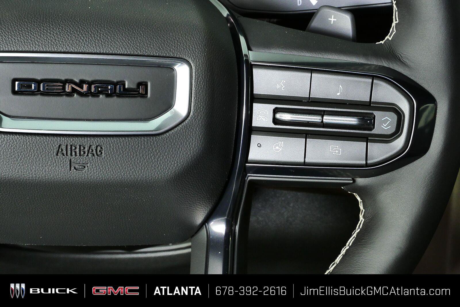New 2026 GMC Yukon XL Denali Ultimate w/ LPO, Floor Liner Package AWD/4WD image 12