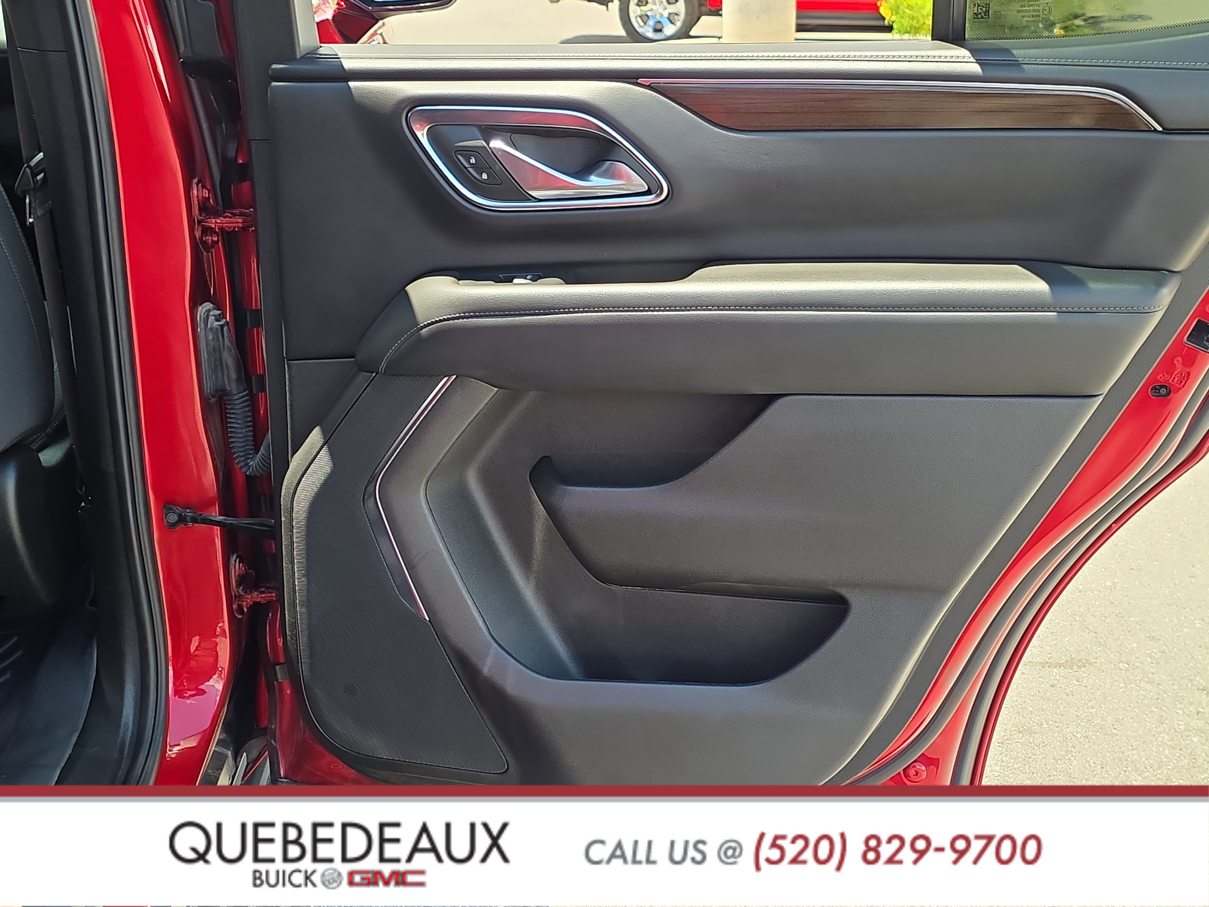 Used 2024 GMC Yukon SLE w/ Gmc Pro Safety Plus Package AWD/4WD image 27