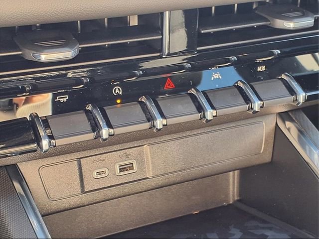 New 2026 GMC Canyon Elevation w/ Convenience Package image 14