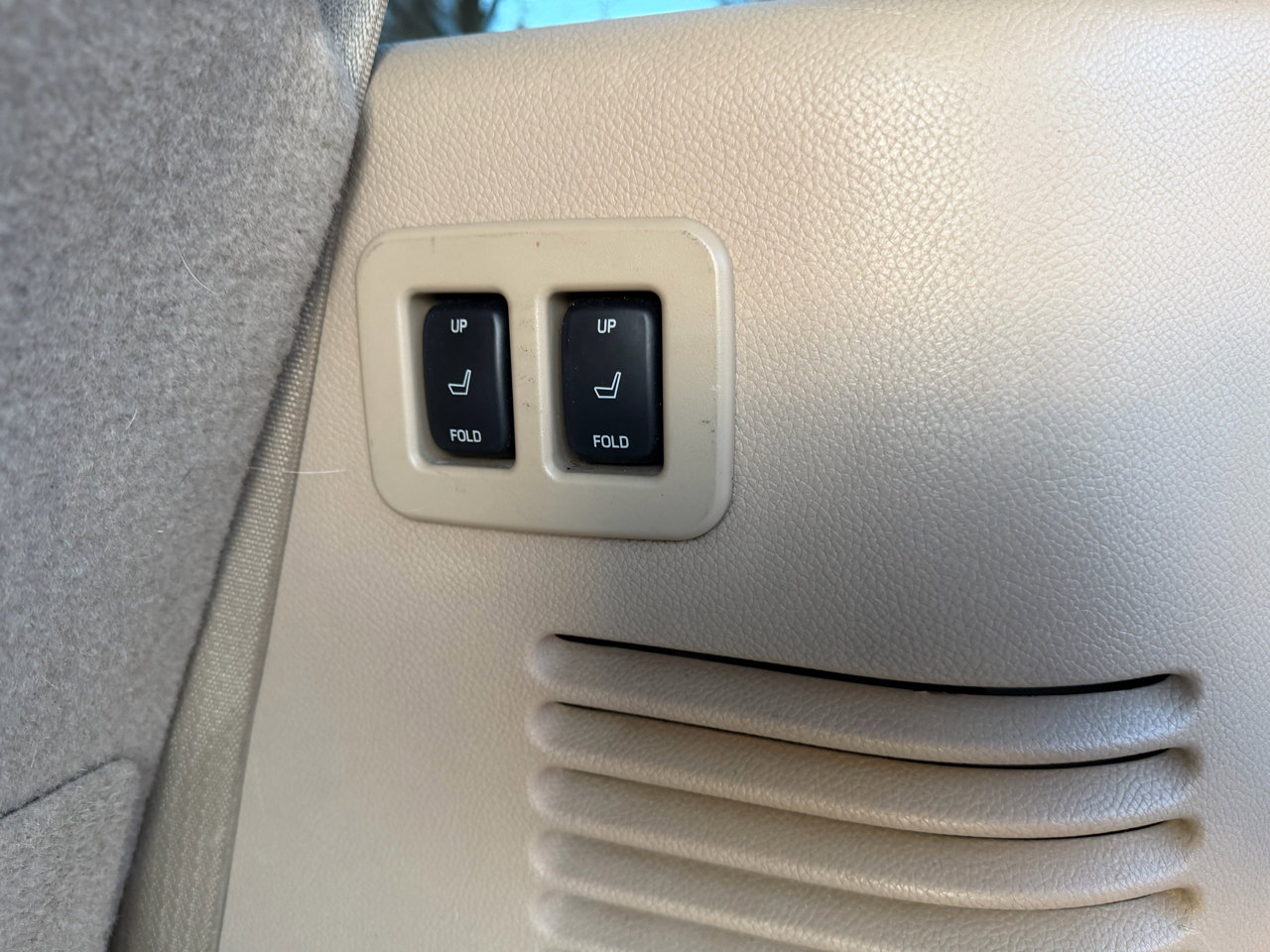 Used 2008 Lincoln Navigator 4WD image 28