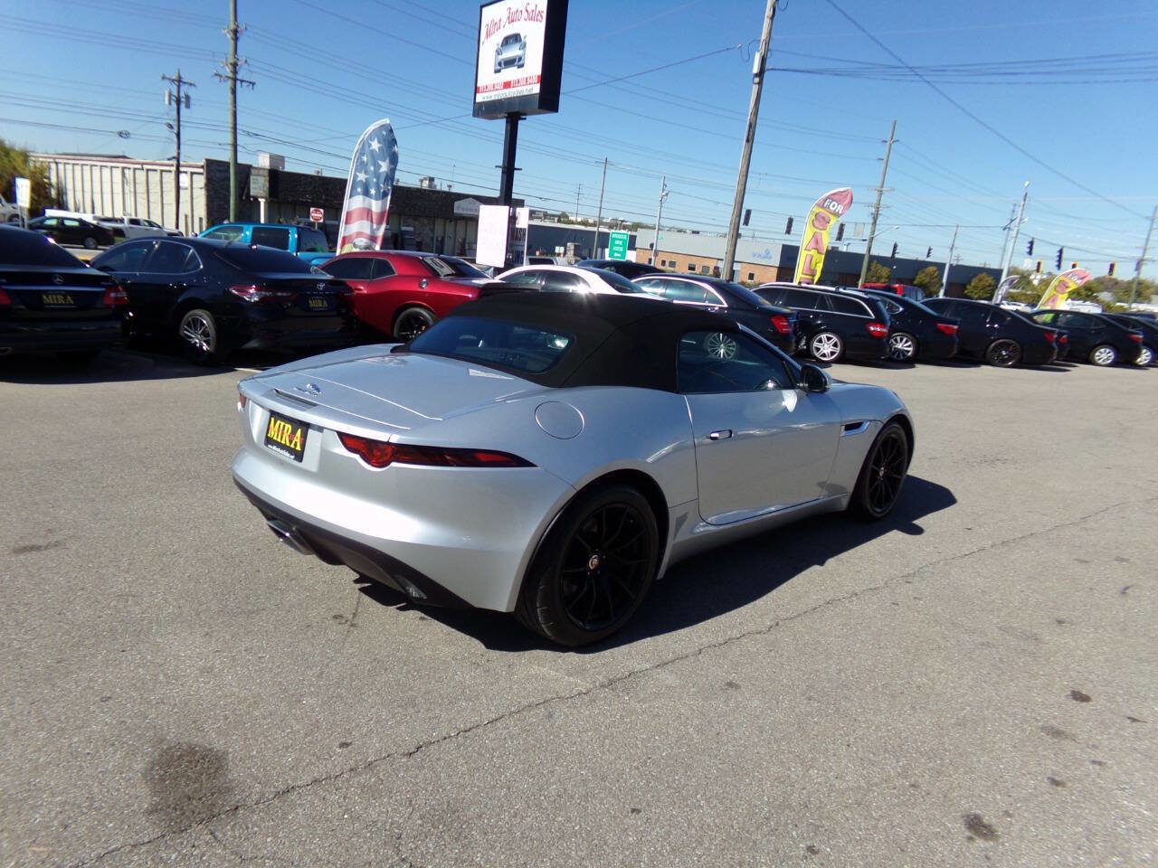Used 2018 Jaguar F-TYPE Convertible image 6