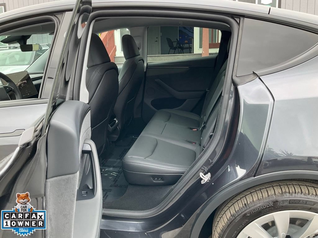 Used 2026 Tesla Model Y AWD image 27