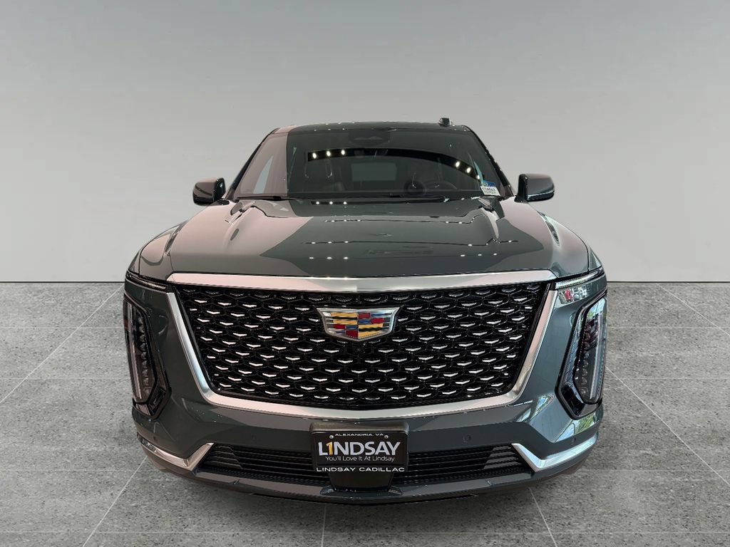 Used 2026 Cadillac Escalade Luxury w/ LPO, Floor Liner Package AWD/4WD image 8
