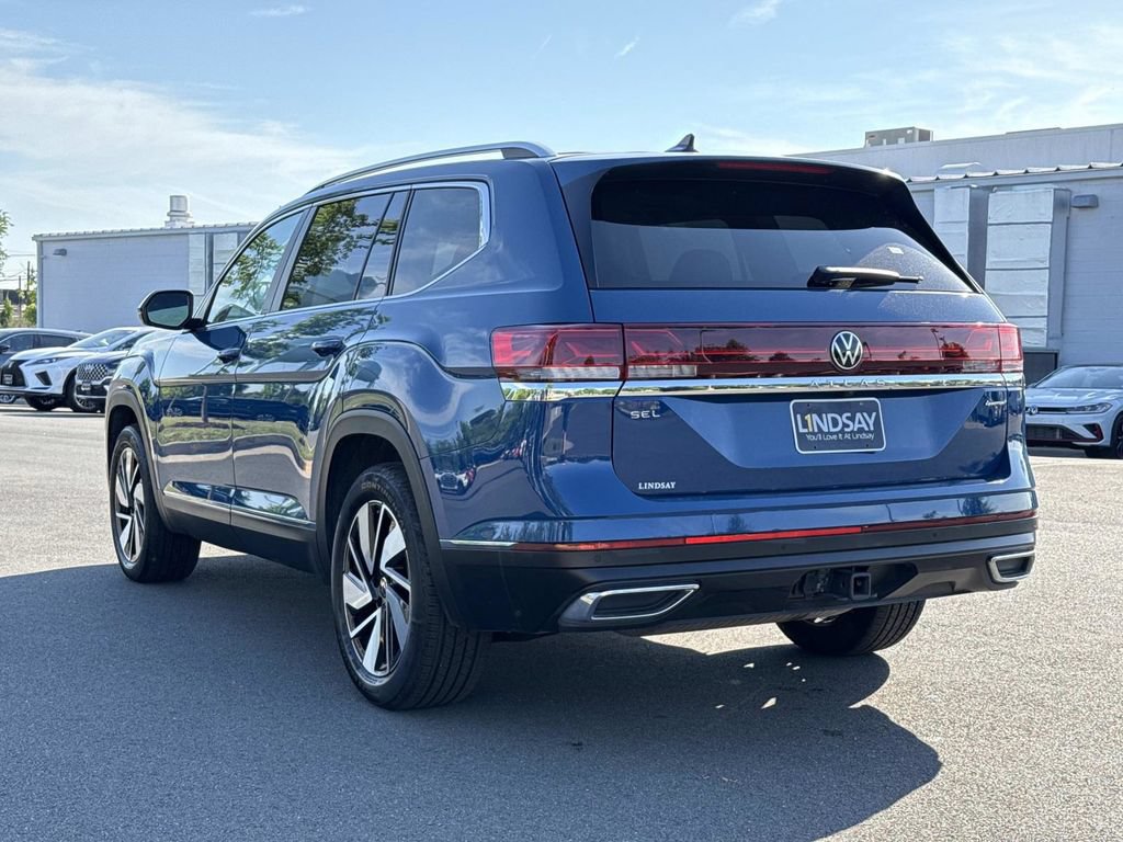 Certified 2025 Volkswagen Atlas SEL AWD/4WD image 5
