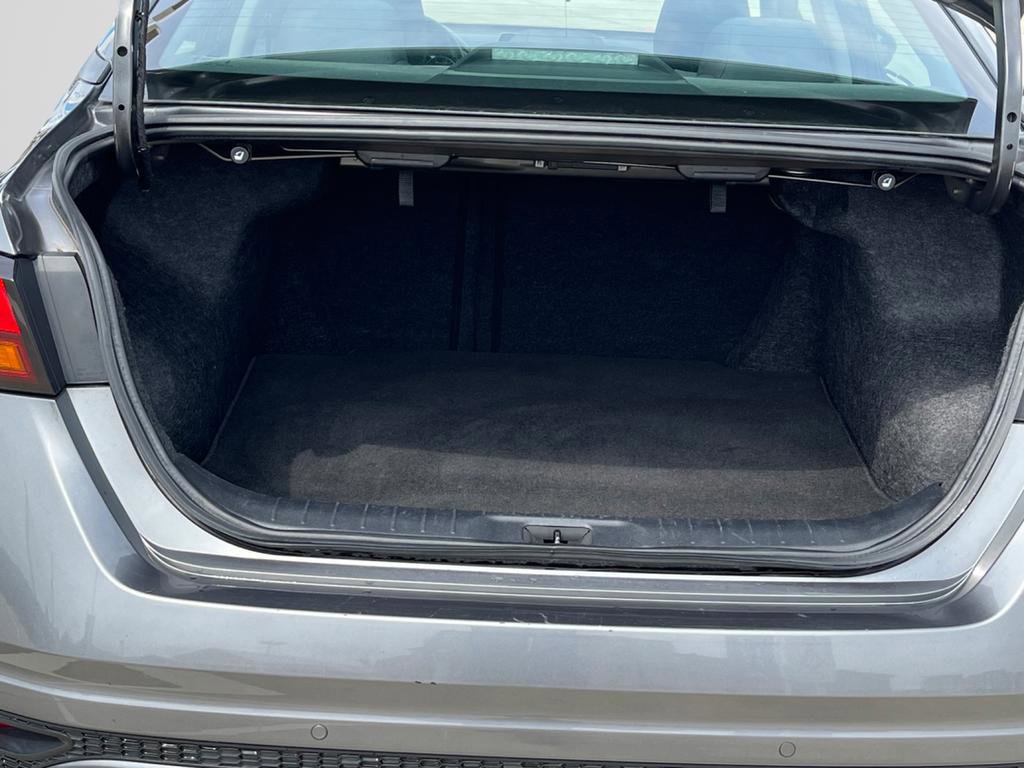 Used 2023 Nissan Altima 2.5 SV image 15