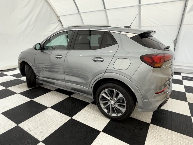 Used 2023 Buick Encore GX Select w/ Sport Touring Package image 2