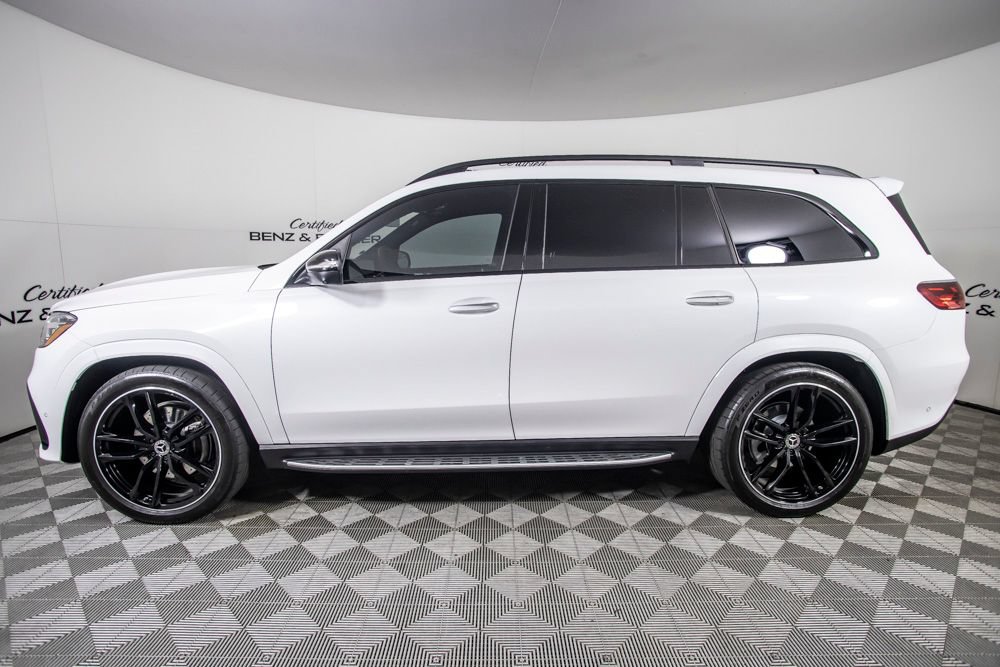 Used 2026 Mercedes-Benz GLS 580 4MATIC image 11