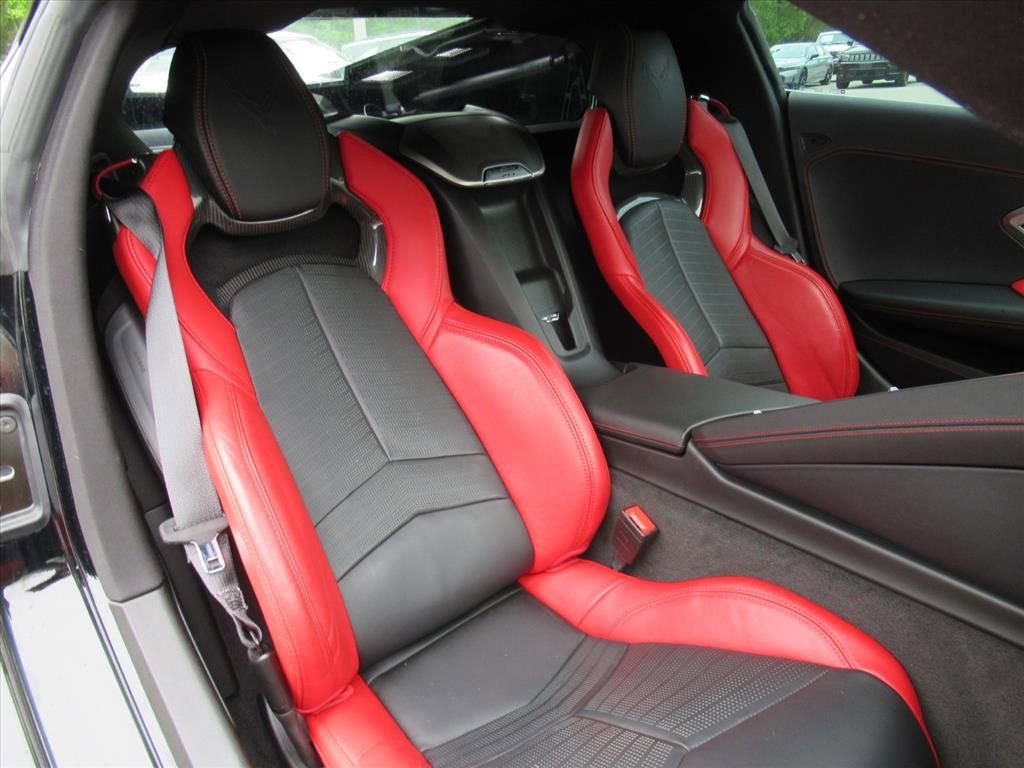 Used 2023 Chevrolet Corvette Stingray Preferred Cpe w/ Battery Protection Package image 9