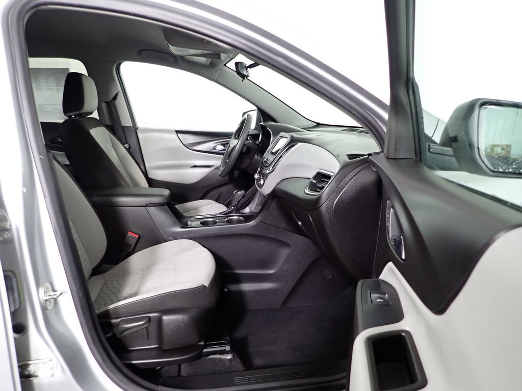 Used 2019 Chevrolet Equinox LS w/ LS Convenience Package image 31