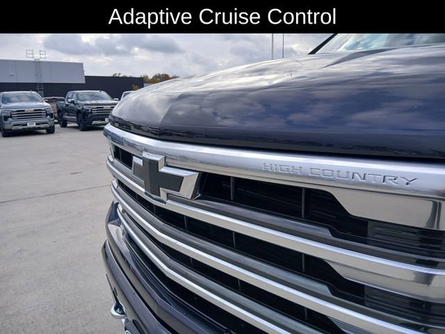Used 2023 Chevrolet Silverado 1500 High Country w/ Technology Package image 33