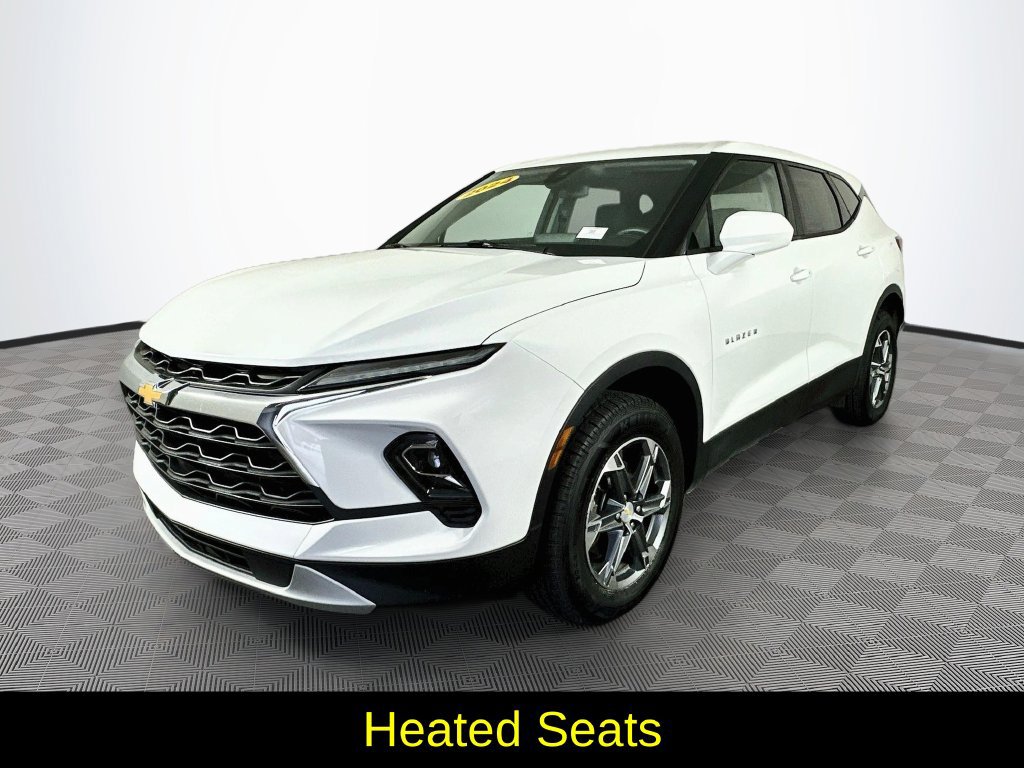 Used 2024 Chevrolet Blazer LT FWD image 5