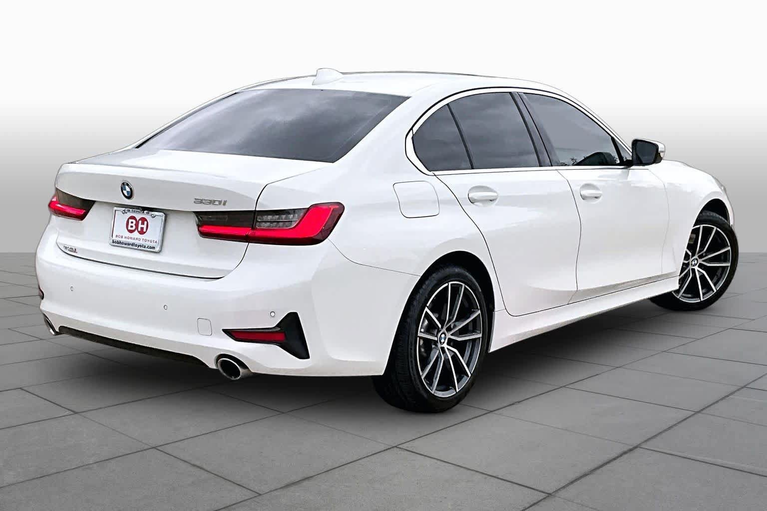 Used 2020 BMW 330i Sedan w/ Convenience Package RWD image 13