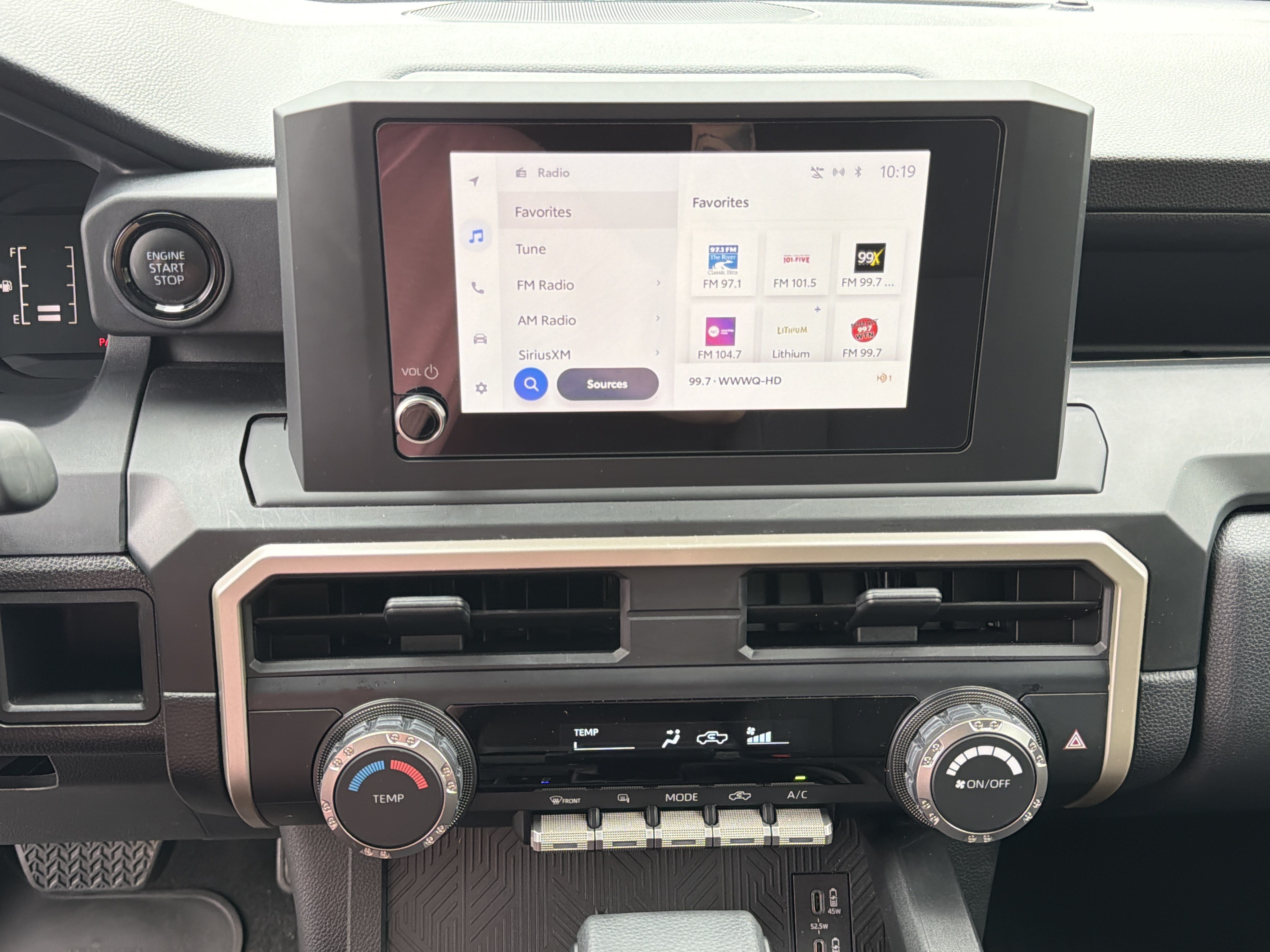 Used 2025 Toyota Tacoma SR RWD image 27