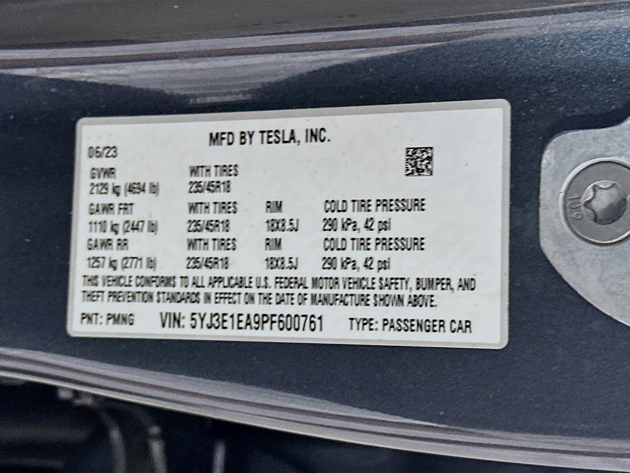 Used 2023 Tesla Model 3 Standard Range image 12