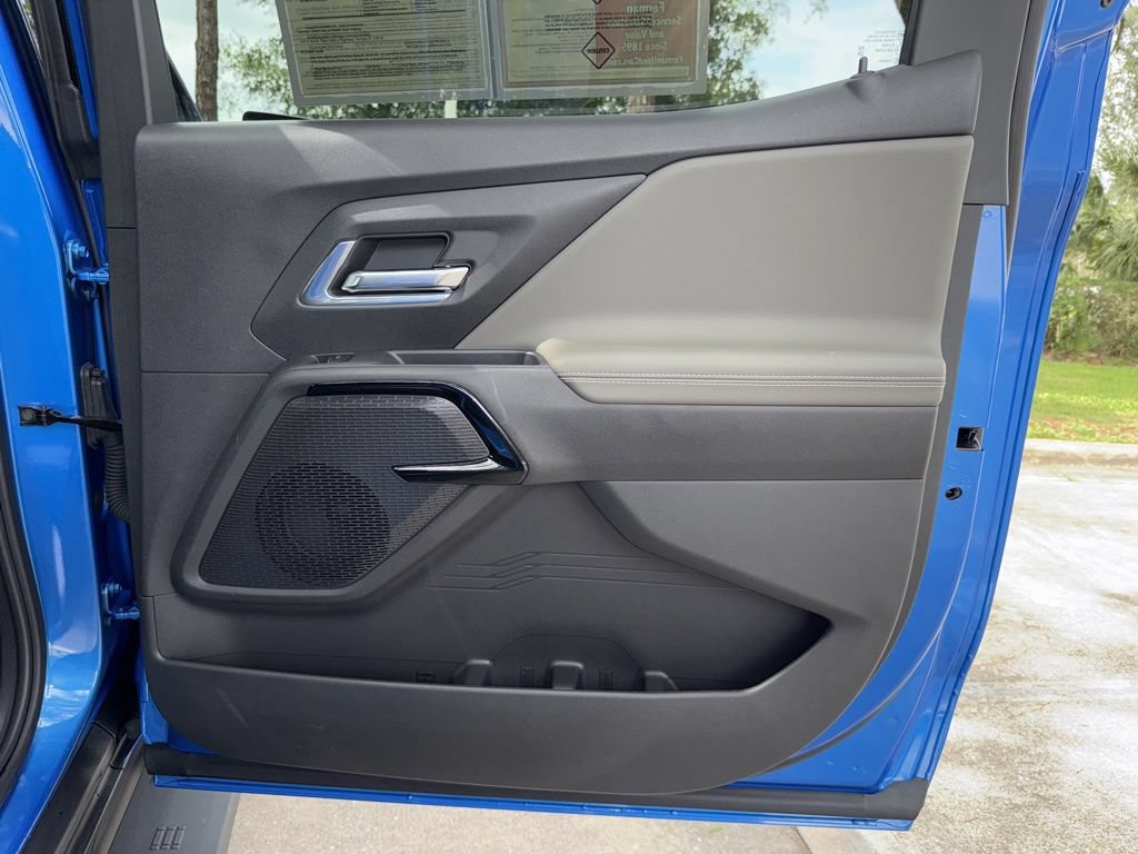 Used 2026 Chevrolet Silverado EV Trail Boss AWD/4WD image 34