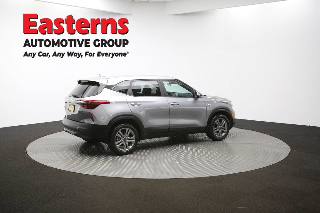 Used 2023 Kia Seltos LX image 43