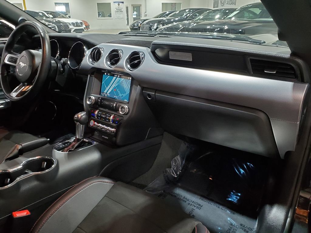 Used 2017 Ford Mustang GT Premium image 15