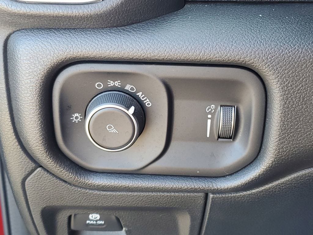Used 2023 RAM 1500 Big Horn AWD/4WD image 21