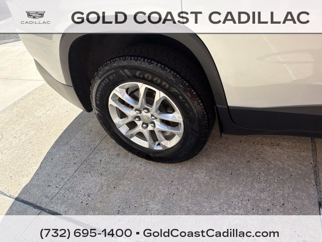 Used 2019 Chevrolet Traverse LT FWD image 6