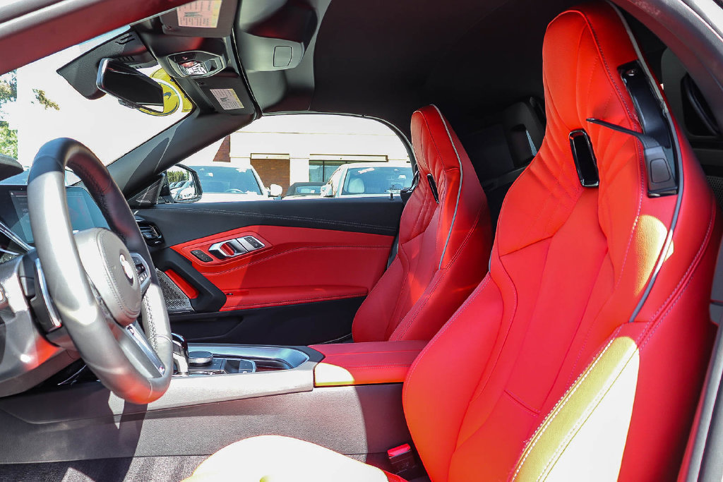 Used 2026 BMW Z4 sDrive30i w/ Dynamic Handling Package RWD image 21