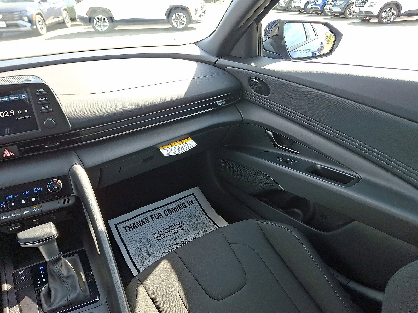 Used 2025 Hyundai Elantra Sport image 11