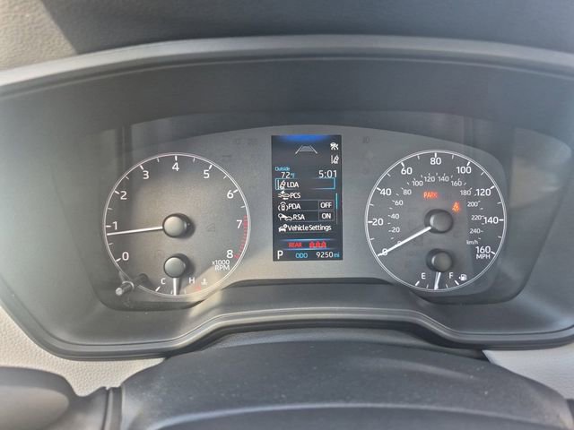 Used 2024 Toyota Corolla Cross L image 14