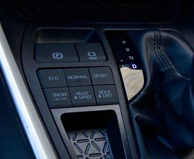 Certified 2024 Toyota RAV4 LE image 23